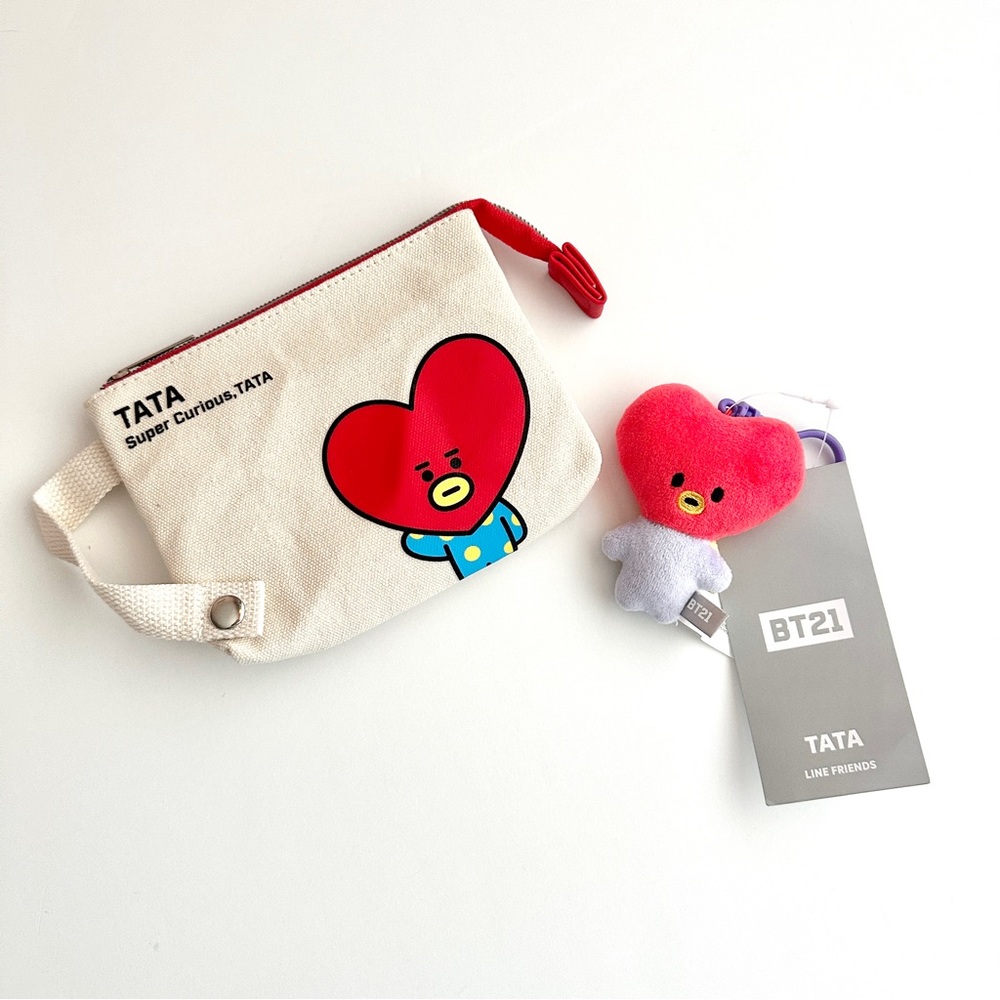 Lot of NWT BT21 Tata Bag + Plush Bag Clip